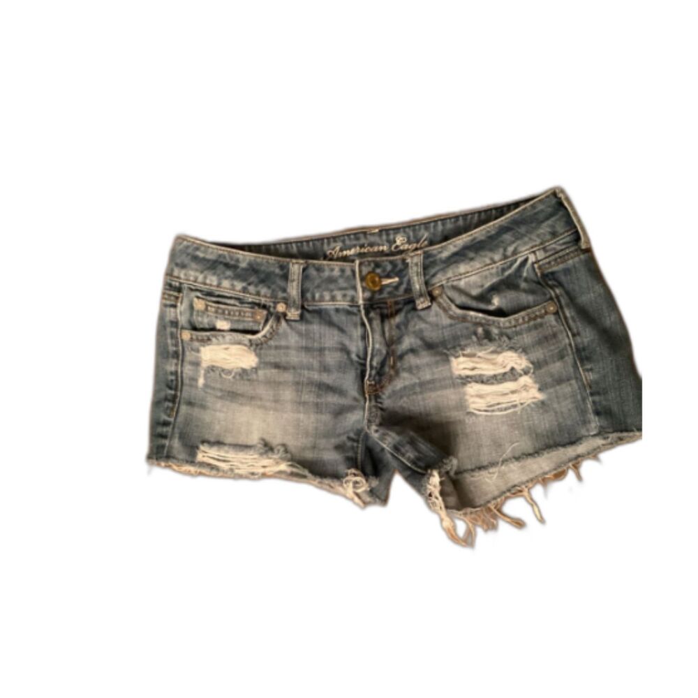 AMERICAN EAGLE SIZE 6 VINTAGE Y2K LOW RISE DISTRESSED JEAN SHORTS